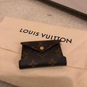 Small Louis Vuitton case from LV Kirigami set